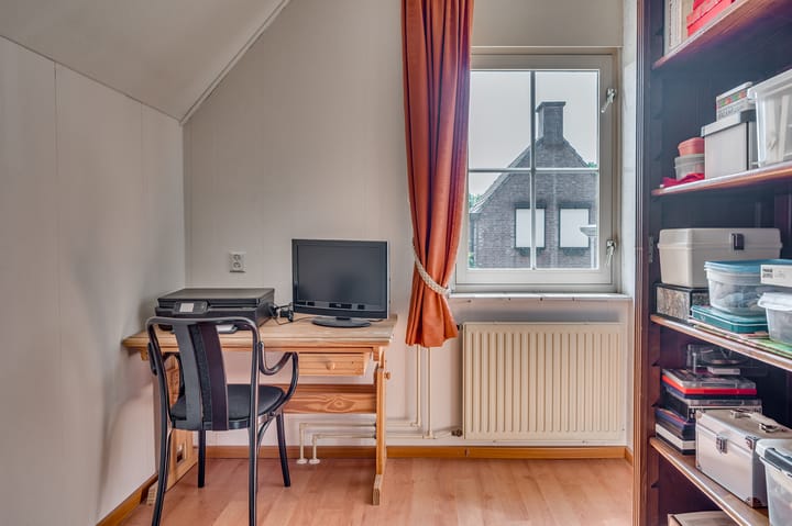 Photo 25 of Oscar Woltersstraat 15