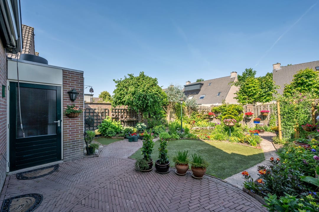 Foto 32 van Oscar Woltersstraat 15