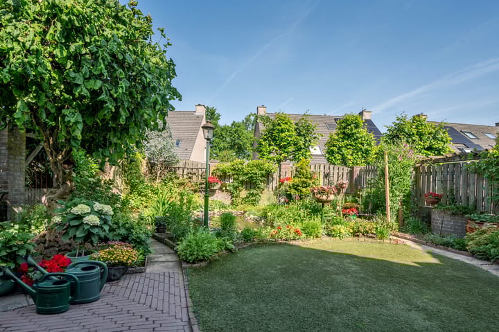 Photo 37 of Oscar Woltersstraat 15