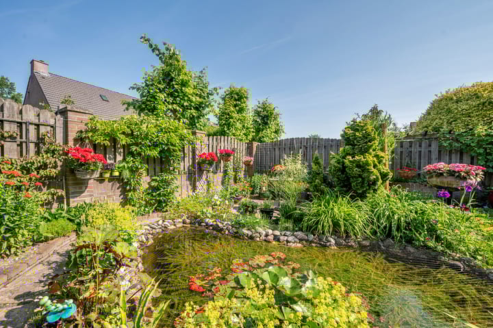 Photo 43 of Oscar Woltersstraat 15