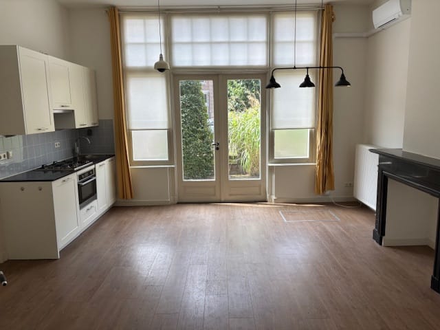 Photo 2 of Burgemeester Reigerstraat 76-A