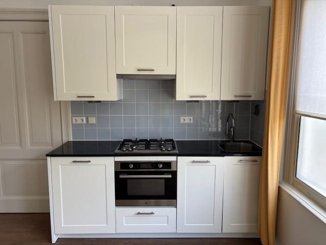 Foto 12 van Burgemeester Reigerstraat 76-A