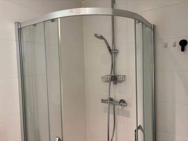 Photo 16 of Burgemeester Reigerstraat 76-A