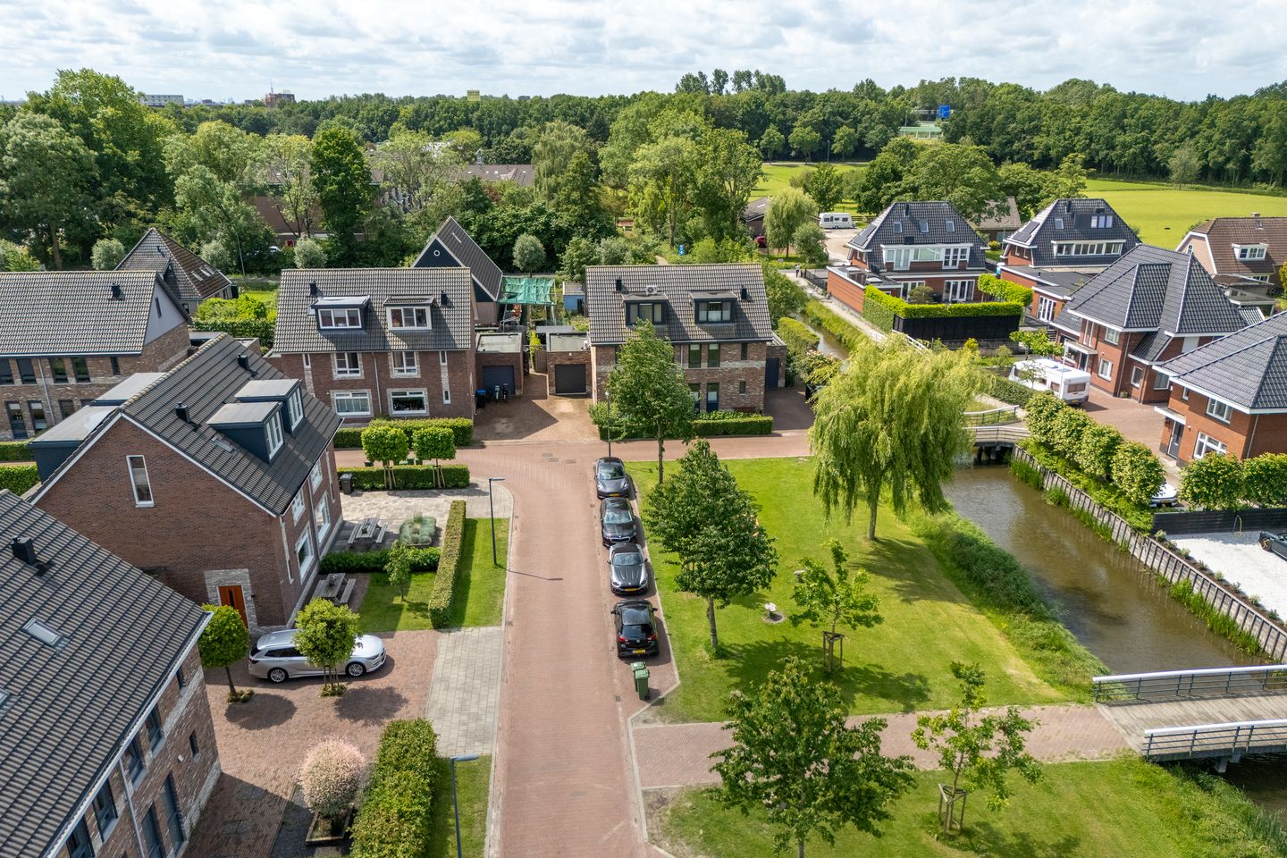 Foto 10 van Burgemeester Postmastraat 39