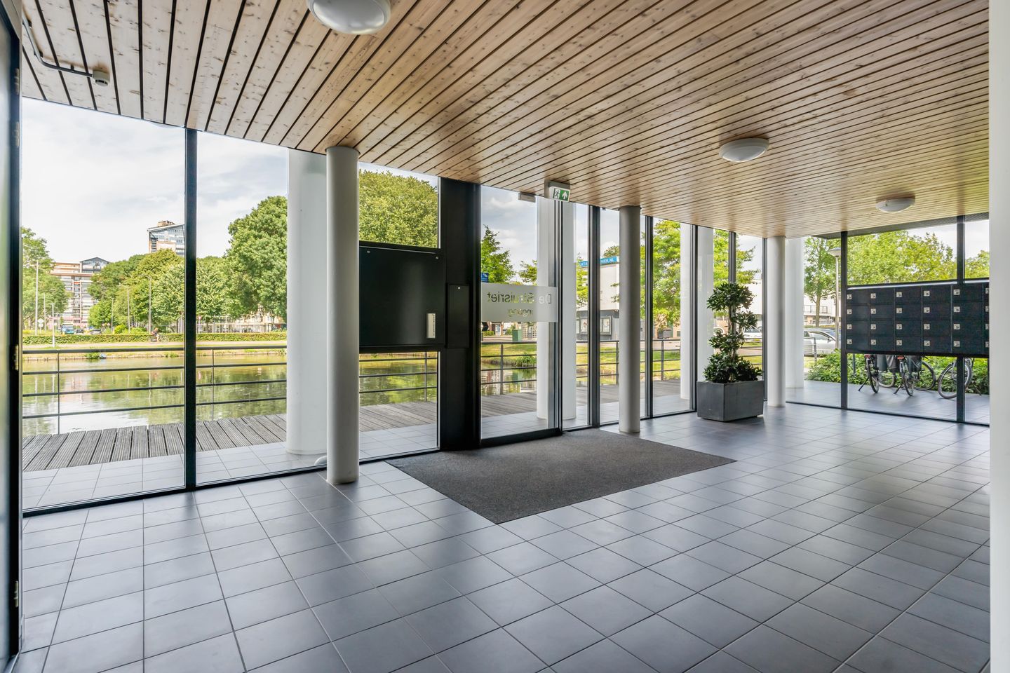 Foto 5 van Saturnusstraat 337