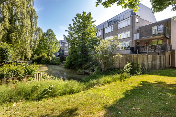 Foto 30 van Boris Pasternak-erf 332