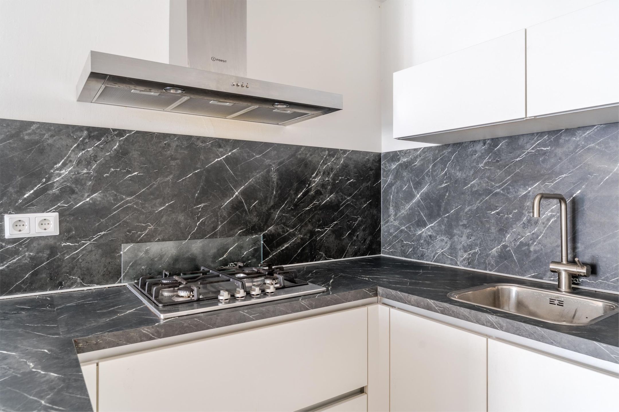 Foto 12 van Parkweg 2-14