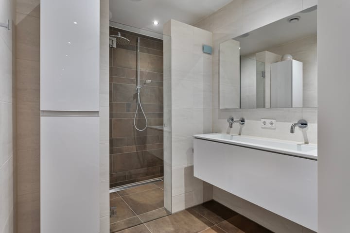 Photo 3 of Kanseliersplein 75