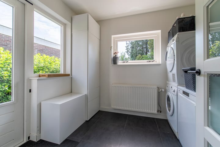 Photo 15 of Sparrenlaan 13