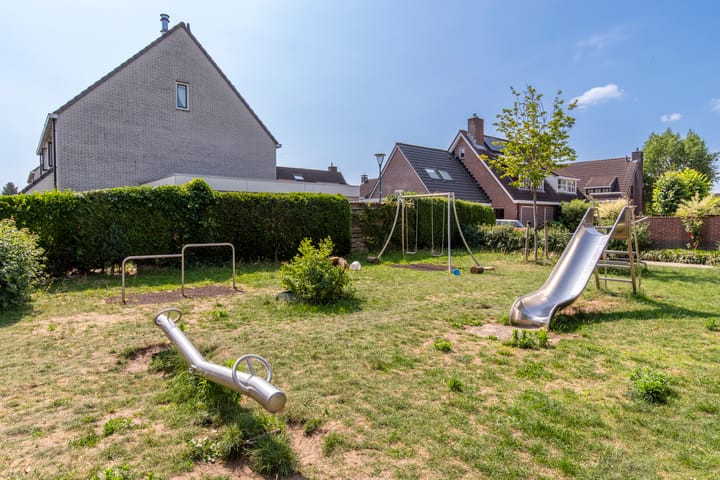 Photo 36 of Sparrenlaan 13