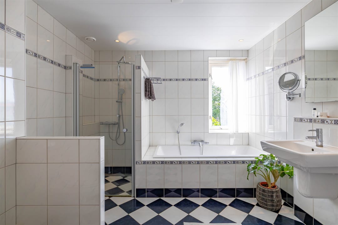 Photo 31 of Kenwerd 11