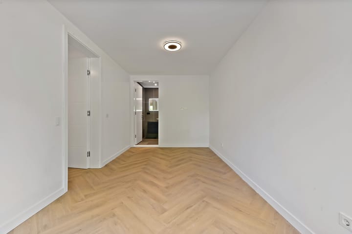 Photo 37 of de Tol 2