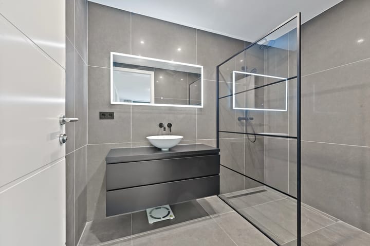 Photo 38 of de Tol 2