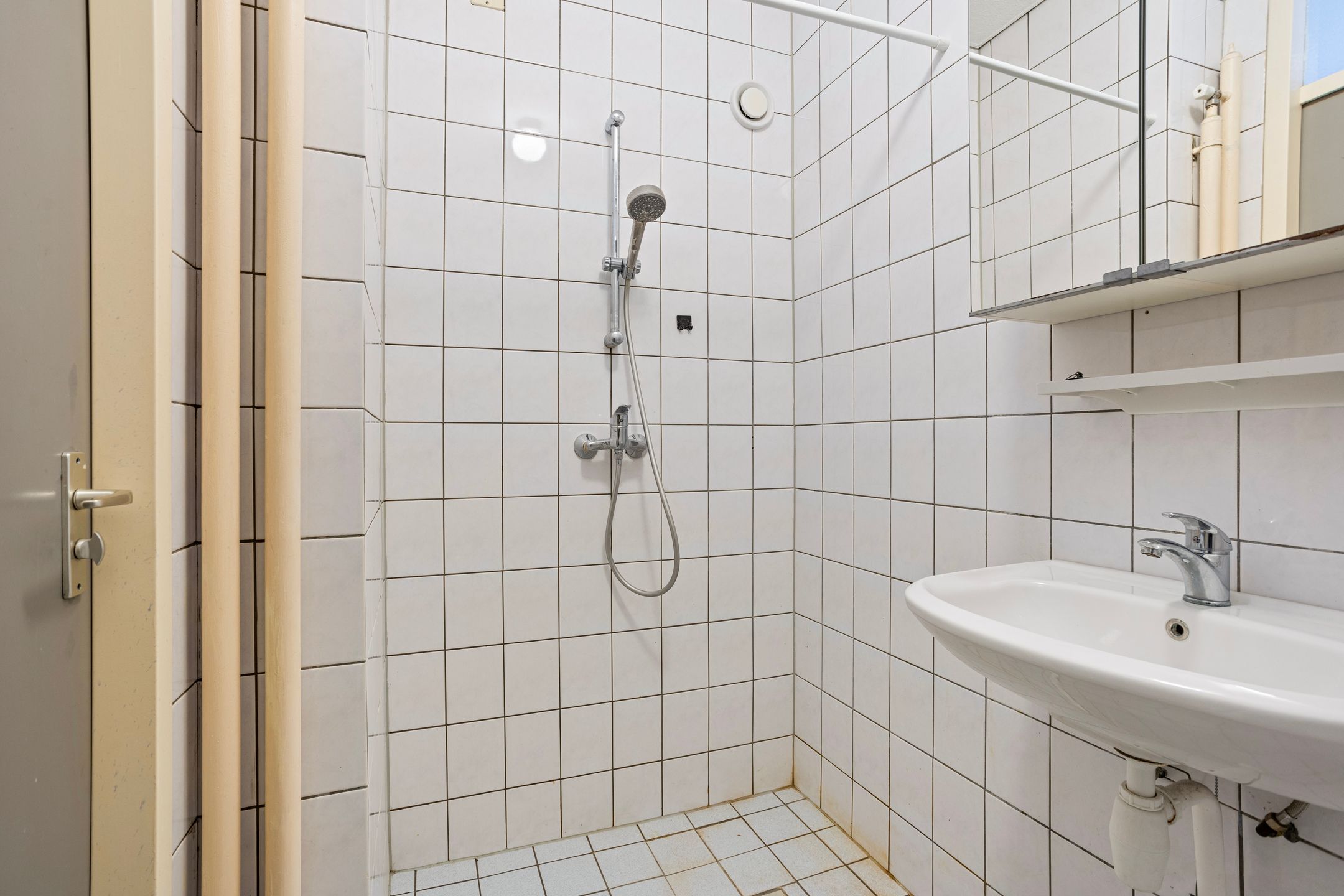 Photo 12 of Van Dishoeckstraat 32