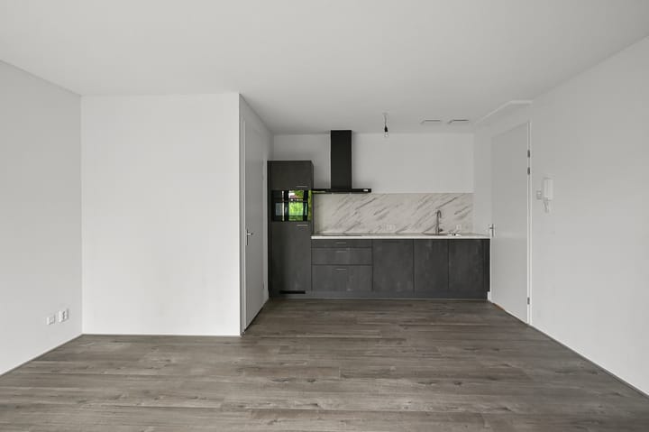 Photo 4 of Stationsstraat 1-N