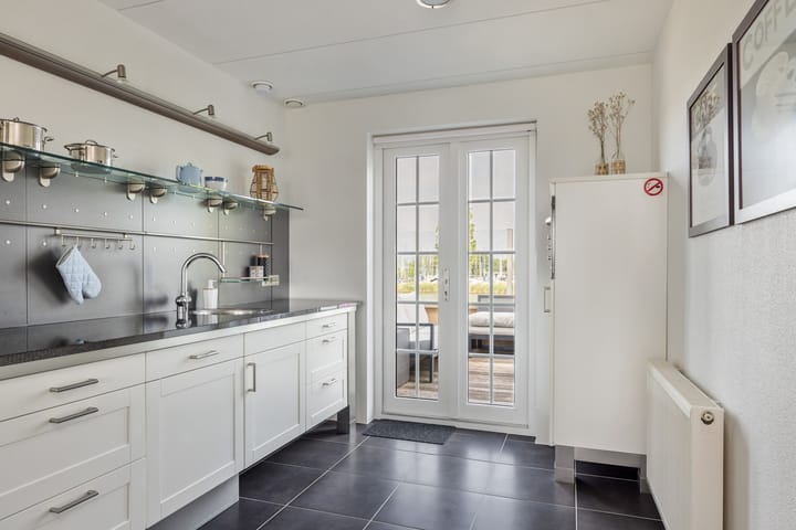 Foto 19 van Middelweg 153