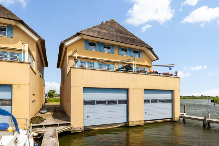 Foto 40 van Middelweg 153