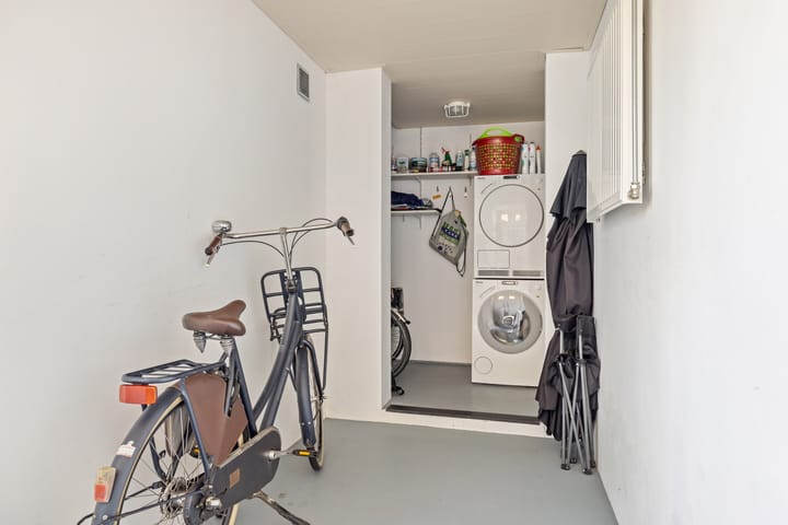 Foto 41 van Middelweg 153