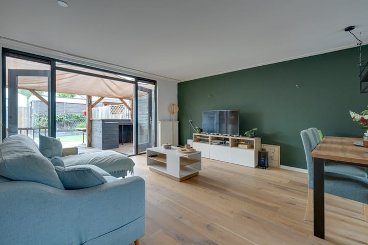 Photo 8 of Mahatma Gandhistraat 64