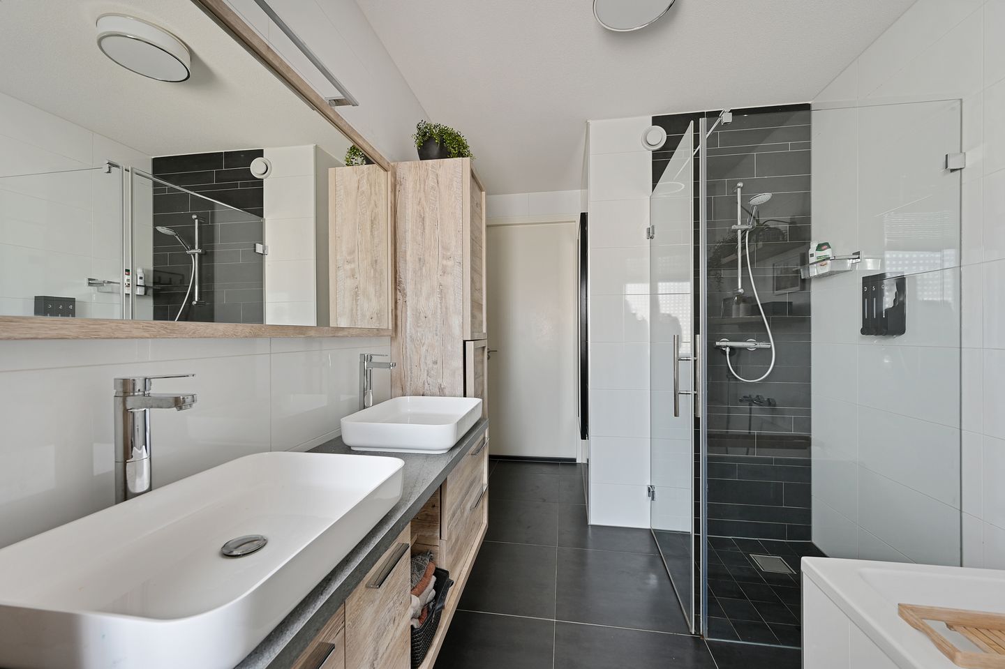 Foto 29 van Henk Nijlandstraat 36