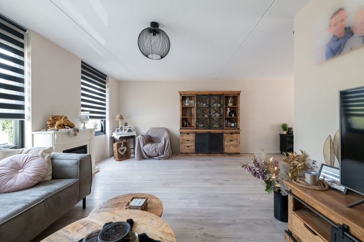 Foto 8 van Beethovenstraat 12