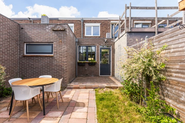 Foto 31 van Rozenstraat 9