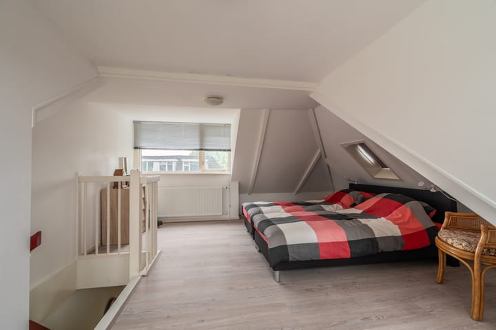 Foto 15 van Middenstraat 81