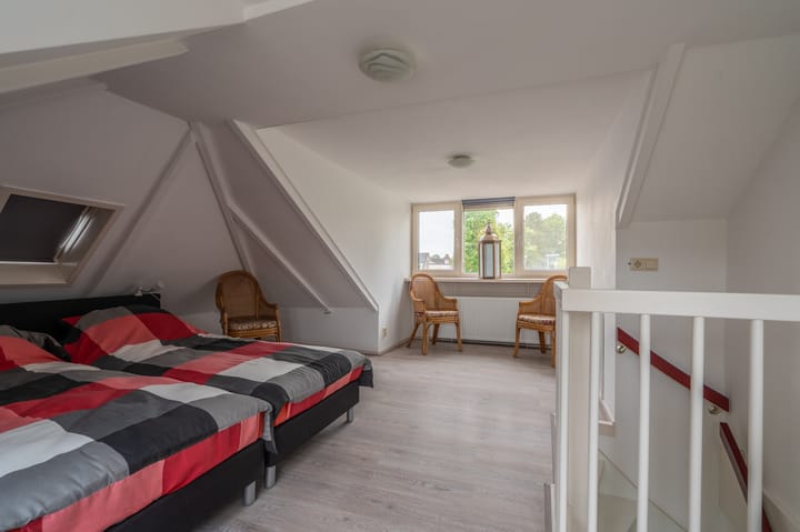 Foto 16 van Middenstraat 81