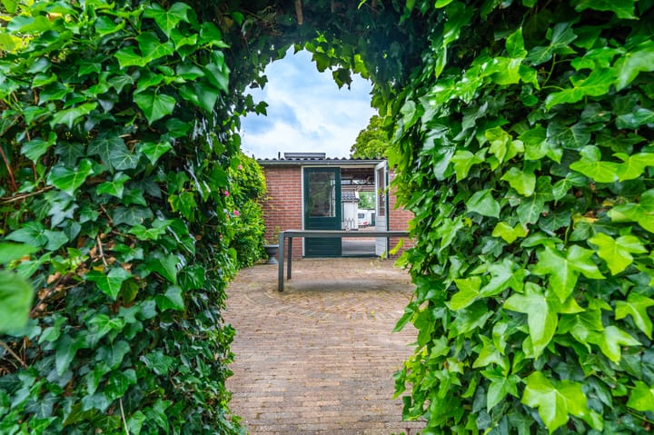 Foto 22 van Middenstraat 81