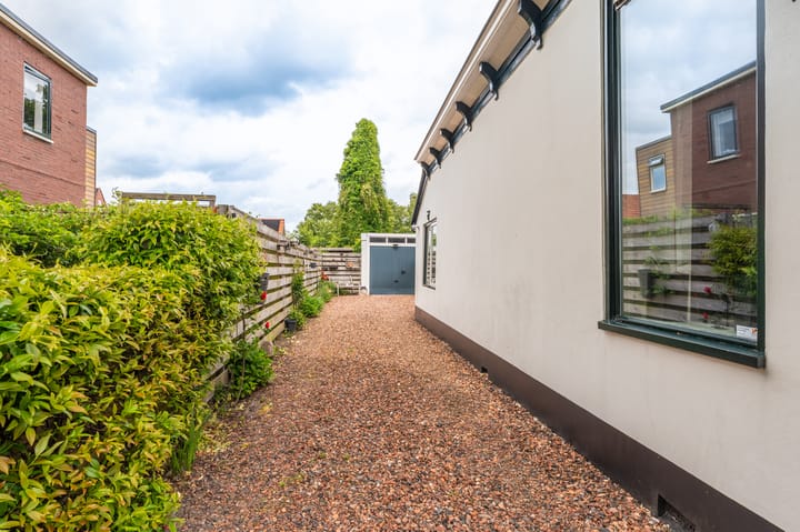 Foto 26 van Middenstraat 81