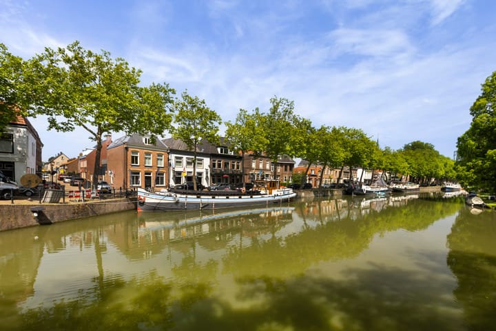 Foto 71 van Tramstraat 5