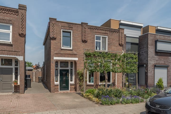 Photo 8 of Molenstraat 17