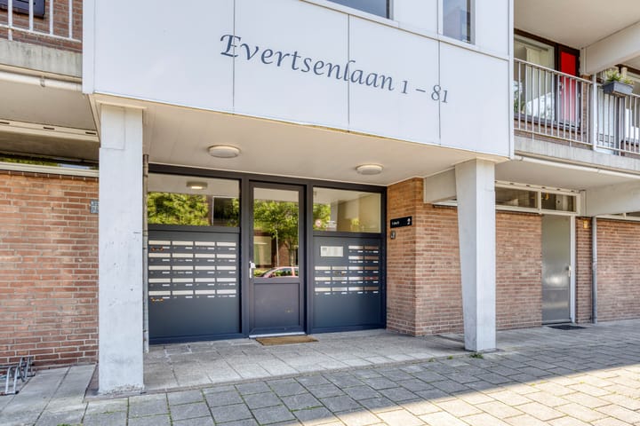 Foto 17 van Evertsenlaan 19