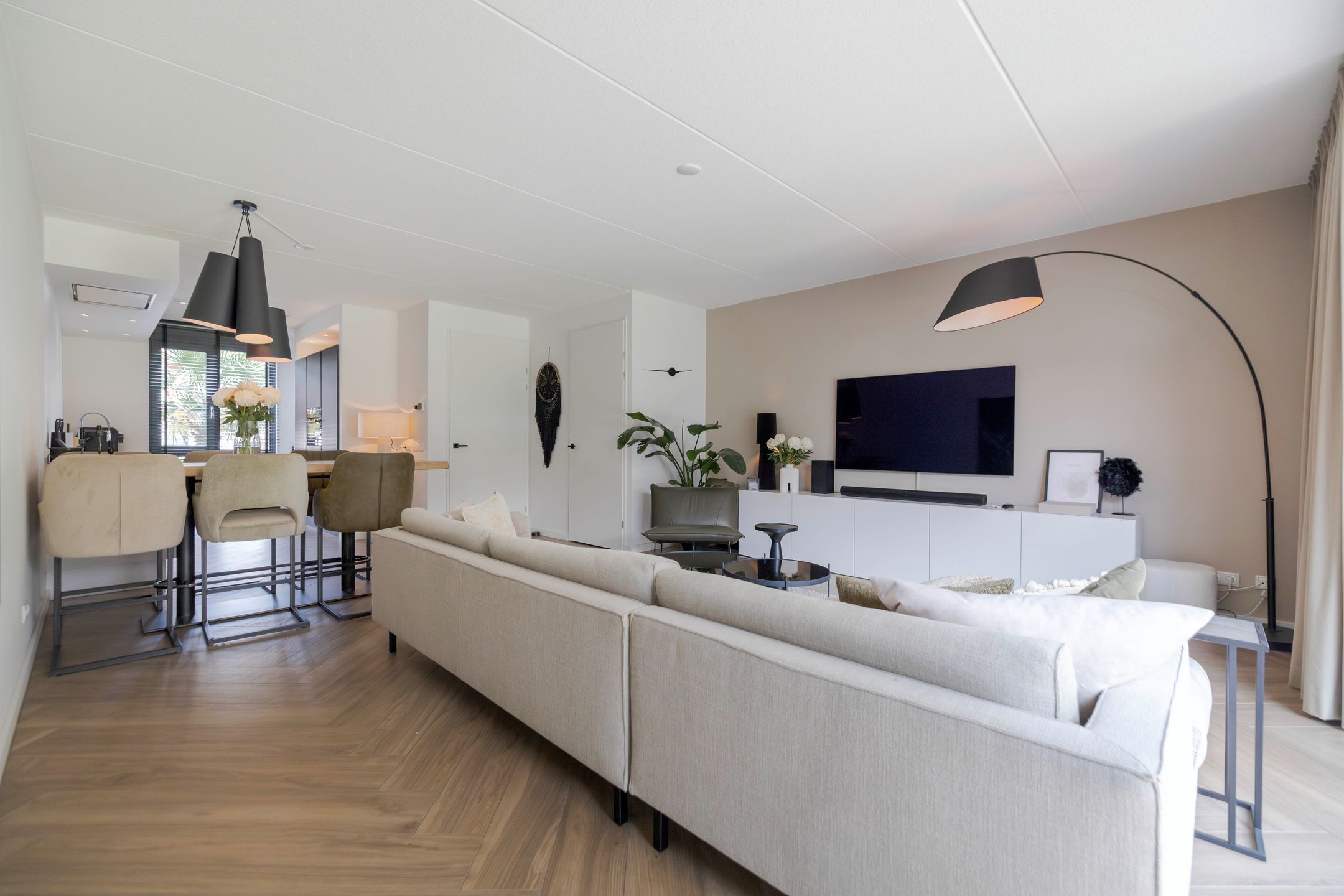 Photo 3 of Hof van Wesse 9