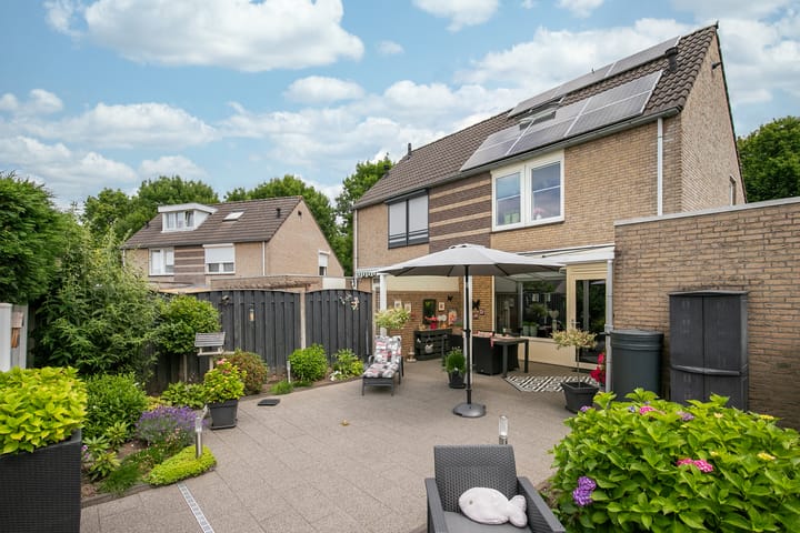 Foto 3 van Bloemenstraat 5