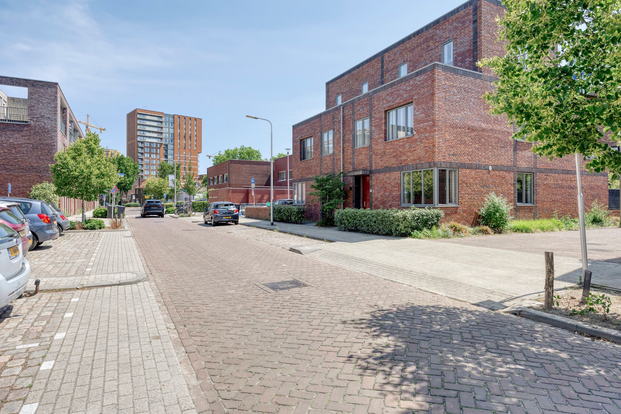 Photo 36 of Galjoenstraat 56