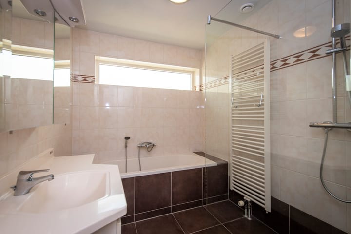 Foto 21 van Bisschop Zwijsenstraat 27-A