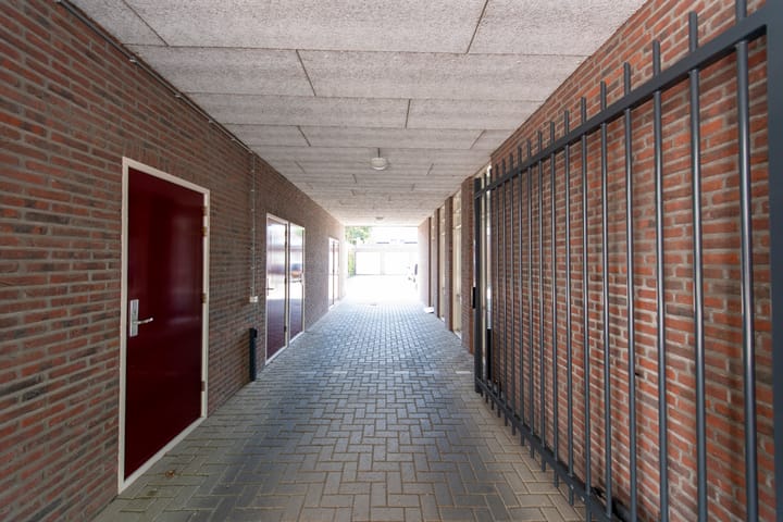 Foto 25 van Bisschop Zwijsenstraat 27-A