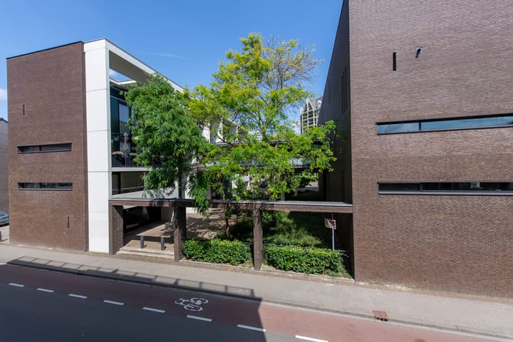 Foto 29 van Bisschop Zwijsenstraat 27-A