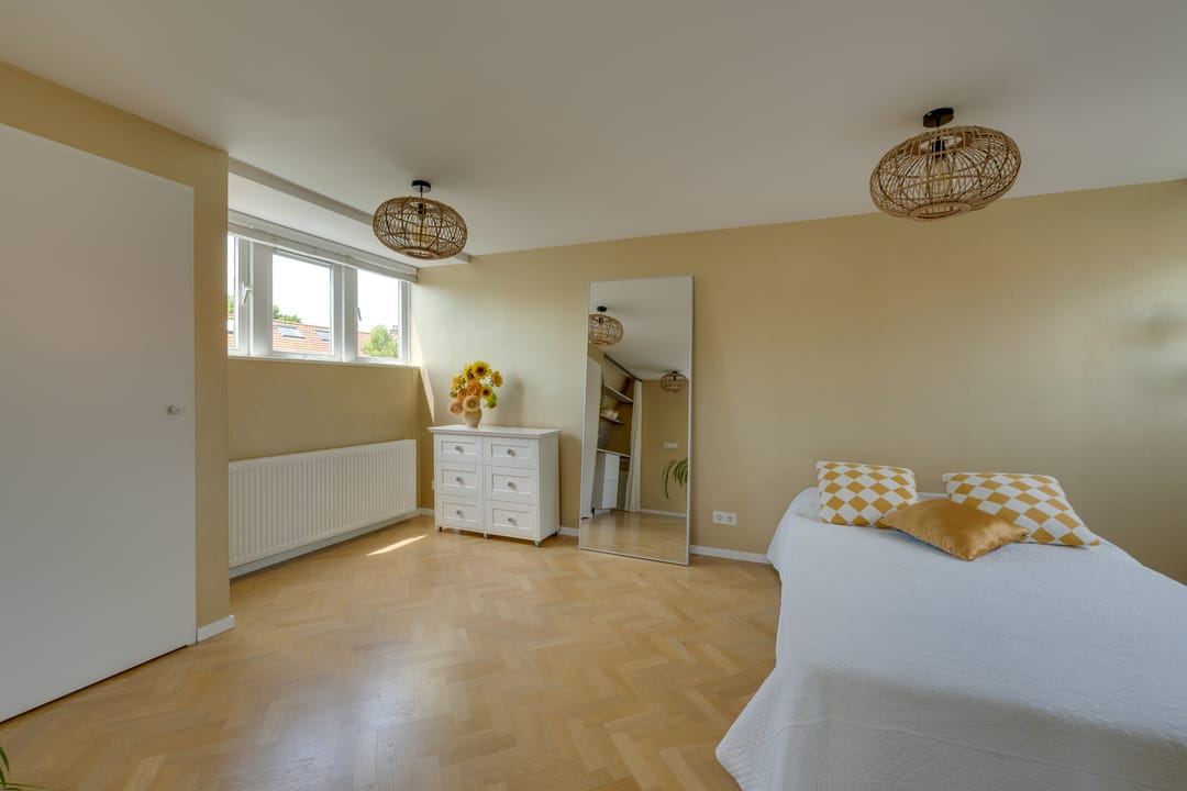 Photo 37 of Uranusstraat 9