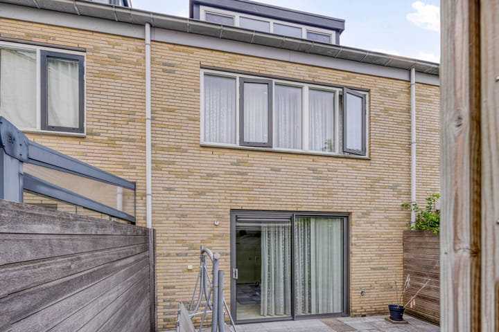 Foto 23 van Martin Ennalsstraat 23