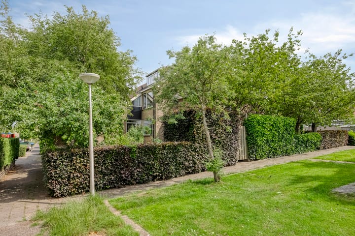 Foto 10 van Esdoornstraat 57