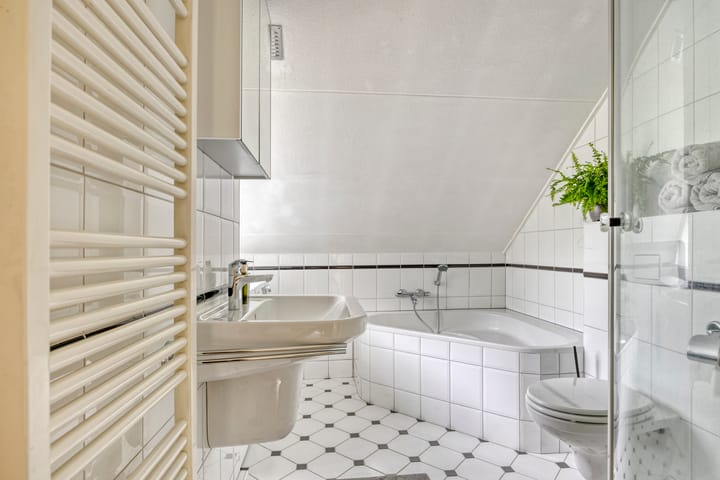 Foto 29 van Esdoornstraat 57