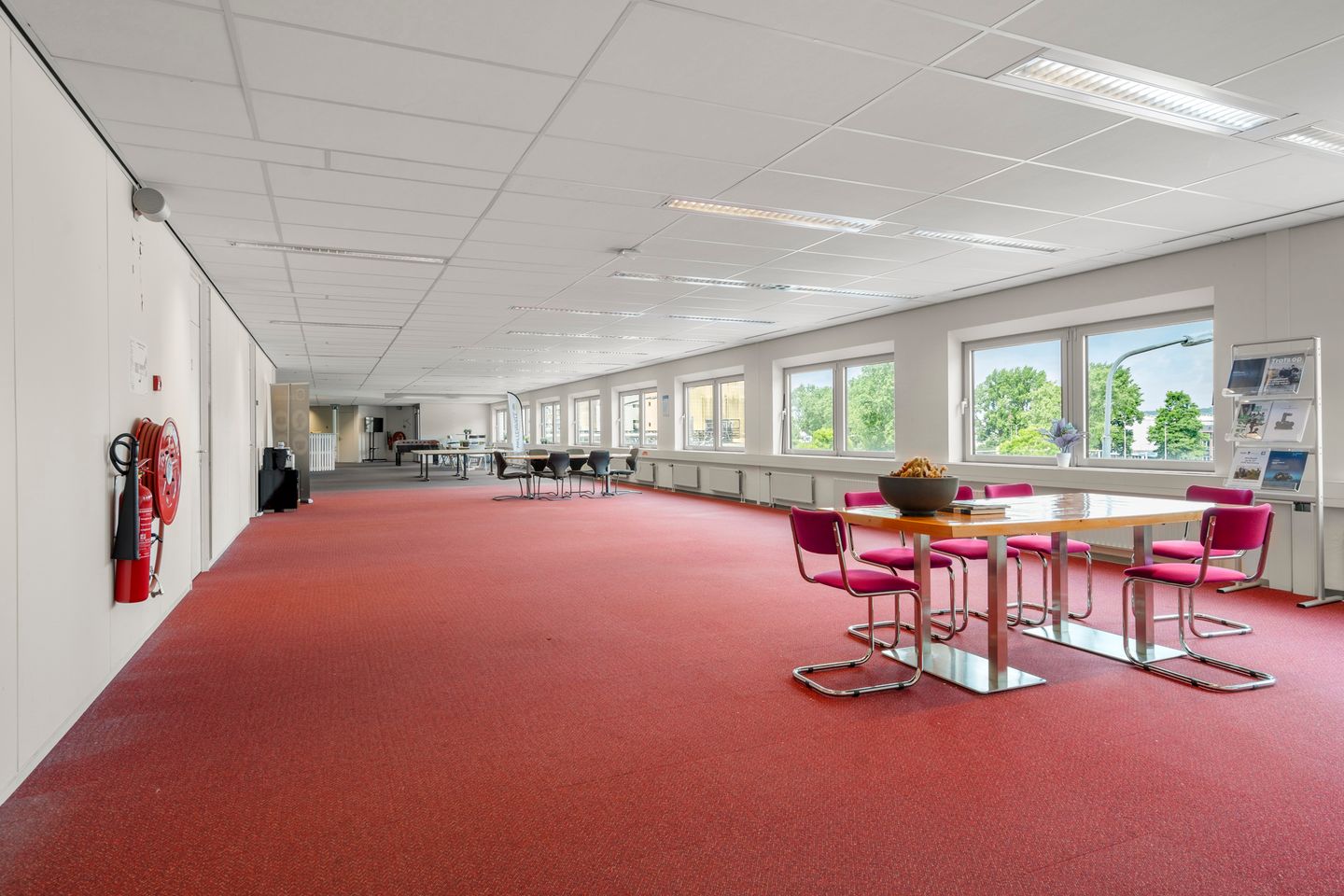 Bekijk foto 2 van Westervoortsedijk 73-GE