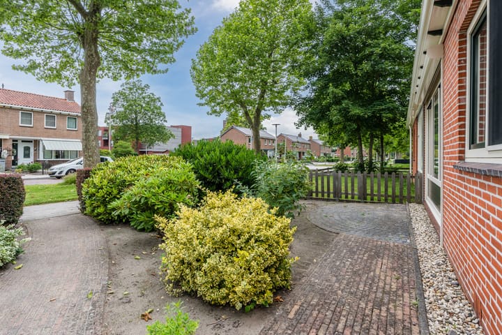 Photo 7 of Nederlandlaan 14