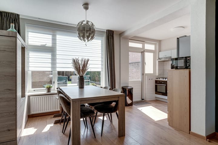 Photo 22 of Westeinde 44