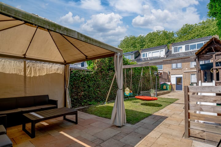 Photo 34 of Westeinde 44