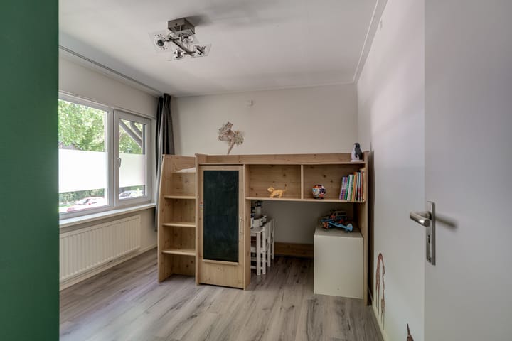 Photo 52 of Westeinde 44