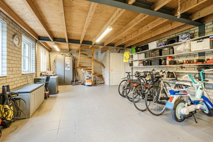 Foto 34 van Hobbel 18-A