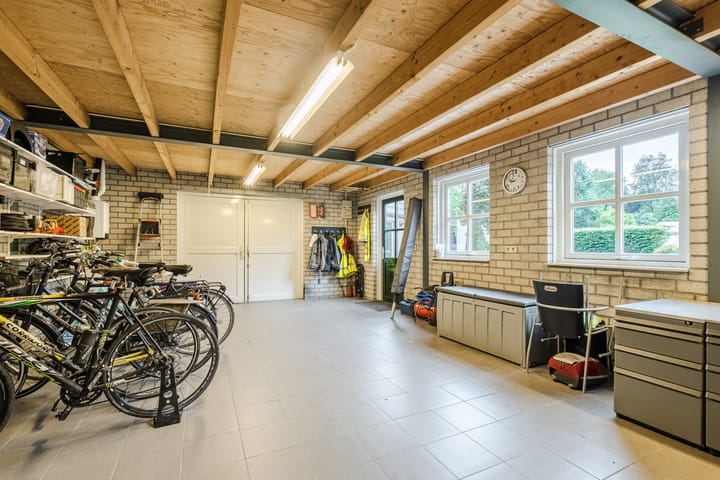 Foto 35 van Hobbel 18-A